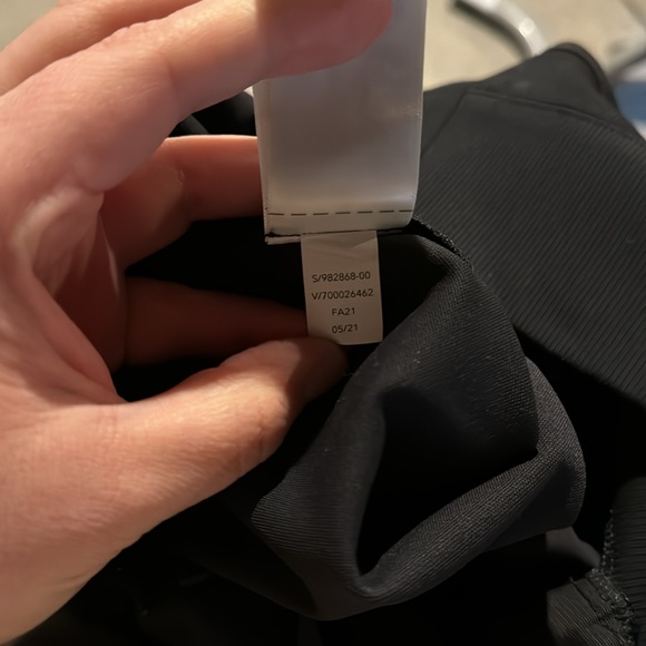 VENICE WIDE LEG YOGA PANT - ATHLETA - SIZE L - Picture 6 of 11